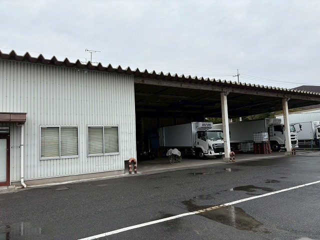 龍ケ崎市工場の外壁調査｜シーリング劣化とサビの進行により防水性低下の恐れ